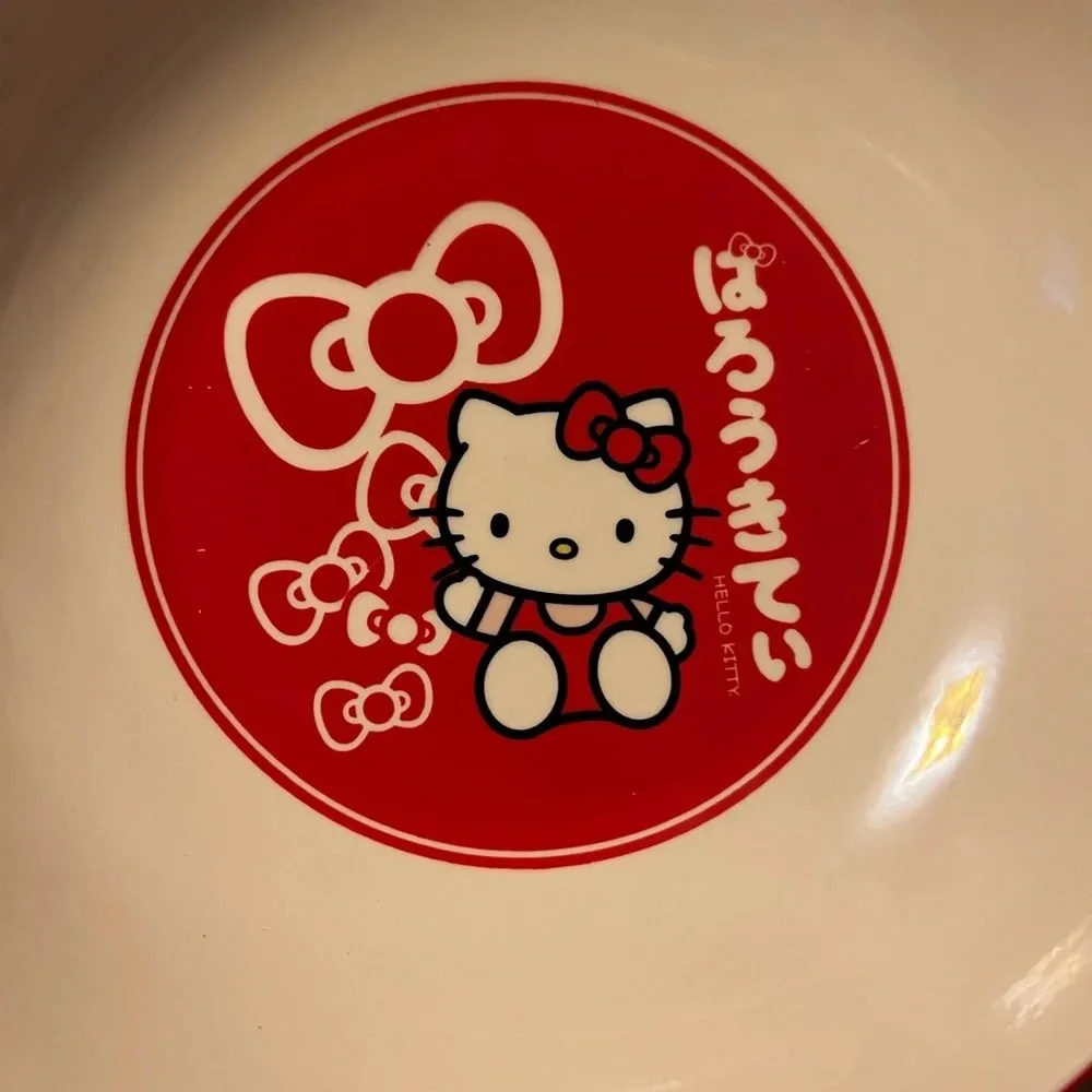 NEW Sanrio Set of 4 Hello Kitty Bow Japan 9" Wide Ceramic Bowls - Picture 4 of 5